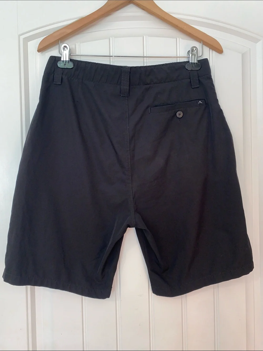 Denali Men's Black Flat-Front Shorts size Waist 32
